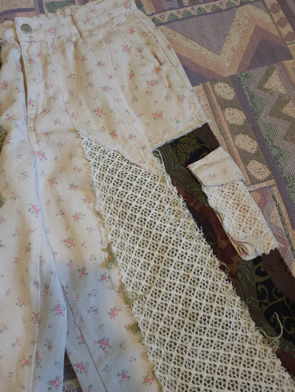 POL Patchwork Pants Size Large - Picture 5 of 12